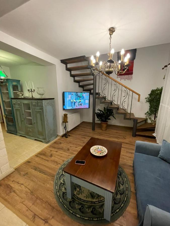 Apartament Yannis Lejlighed Alba Iulia Eksteriør billede