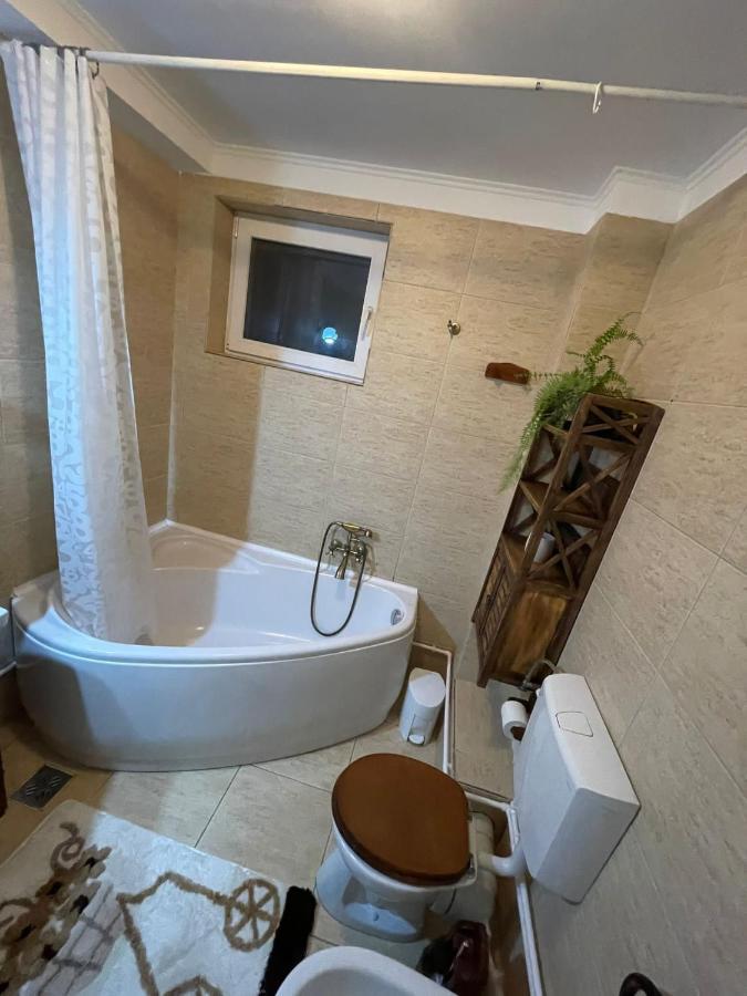 Apartament Yannis Lejlighed Alba Iulia Eksteriør billede
