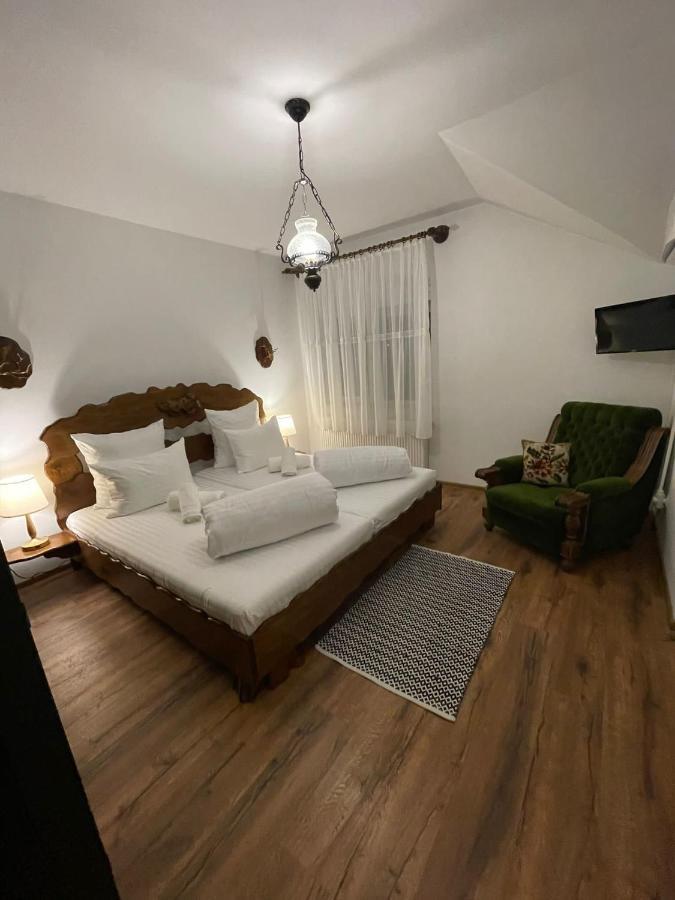 Apartament Yannis Lejlighed Alba Iulia Eksteriør billede